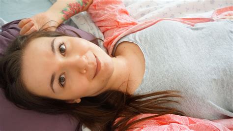 Ersties durchgeführt von Leah Naked Photos CoedCherry