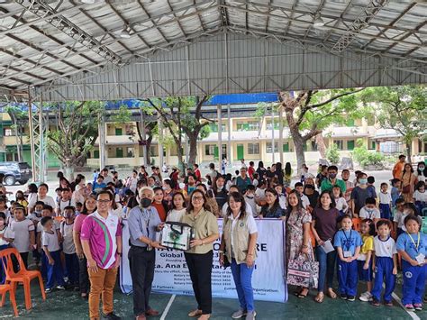 Vision Care In Sta Ana Elementary School Physicians For Peace Philippines