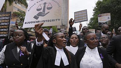 Kenyan Lawyers Protest Against Rutos Threats On Judges Africanews