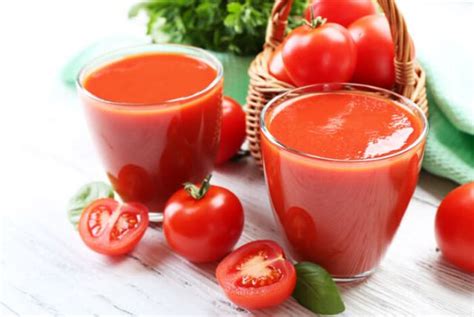 14 Benefits Of Tomato Juice For Skin Hair And Overall Health Dermamantra