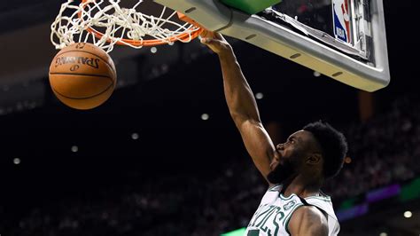 Baloncesto Nba Brown Lidera El Ataque De Los Celtics Para Ganar El