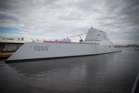 USS Zumwalt Navy S Most Advanced Surface Warship Commissioned In