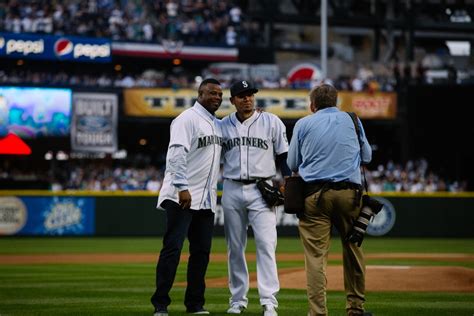 He S Still Got It Griffey Throws First Pitch At Mariners Home Opener Seattle Refined