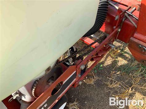 White Planter Bigiron Auctions