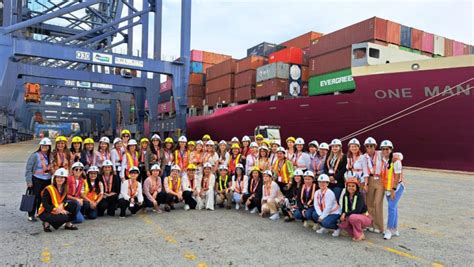 CESEP participa en programa de liderazgo femenino del sector marítimo