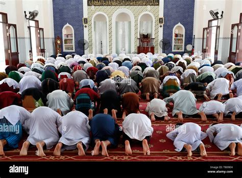 Masjid Ar Rohmah Mosque Men At The Friday Prayer Salat Chau Doc