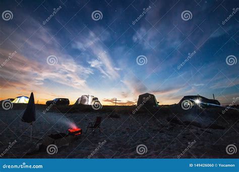 Camping at the Beach in the Night Stock Photo - Image of picnic, aurora: 149426060