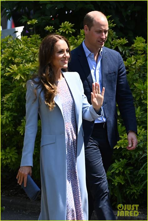 Prince William And Kate Middleton Get First Official Joint Portrait See It Here Photo 4779987