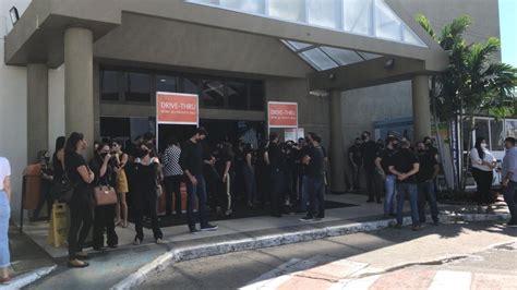 Lojistas Protestam Em Maceió Contra Fechamento De Shoppings Aos Fins De