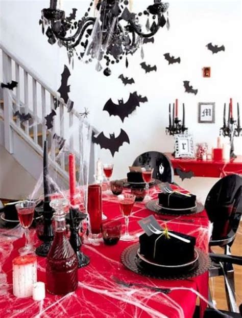 33 Cool Vampire Halloween Party Decor Ideas - DigsDigs