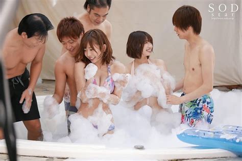 作品紹介： Sodstar 11 Sex Bubble Party 2019 ～プールで感度アゲアゲイキまくり編～ 11人！4時間