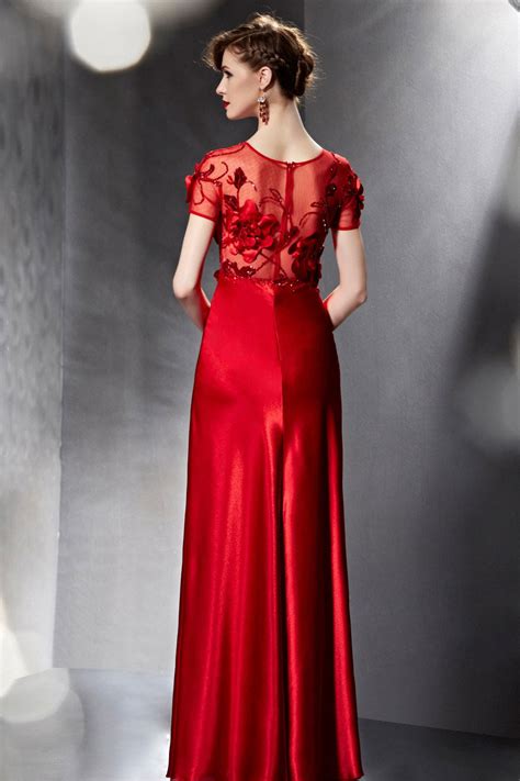 Robe De Soir E Rouge Haut Semi Transparent Orn E De Fleurs Et Sequins