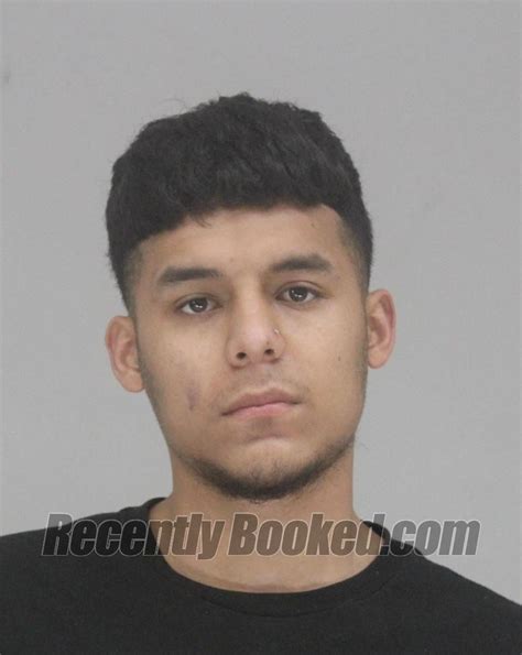 Recent Booking Mugshot For JONATHAN ROCHA In Dallas County Texas