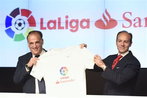 Liga Bbva Vs Liga Santander La Competición Cambia De Banco Pero Los