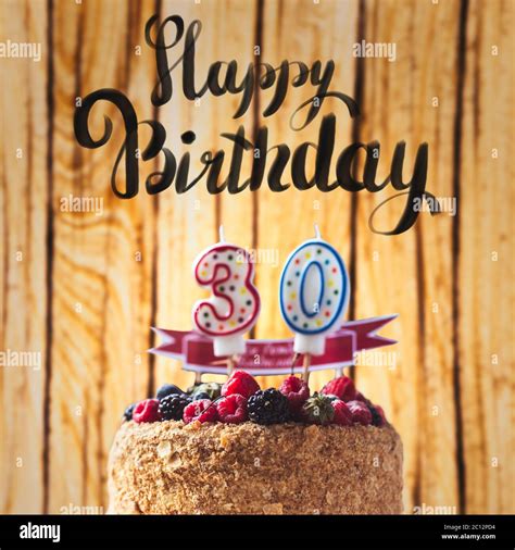 Happy Birthday Cake Candle Banque De Photographies Et Dimages