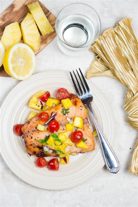 Salmon With Mango Salsa Delicious Meets Healthy