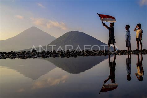 Pulau Maitara Dan Pulau Tidore Di Maluku Utara ANTARA Foto