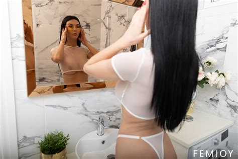 Amateur Girl 0012 XL 6532aa535854c Porn Pic