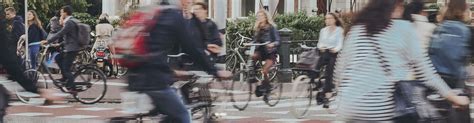 Helm Op Bij Elektrisch Fietsen Drie Op De Vier Nederlanders Is Voor