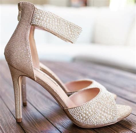 Beautiful Pearl Wedding Shoes And 7 Tips On How To Pick The Perfect Pair