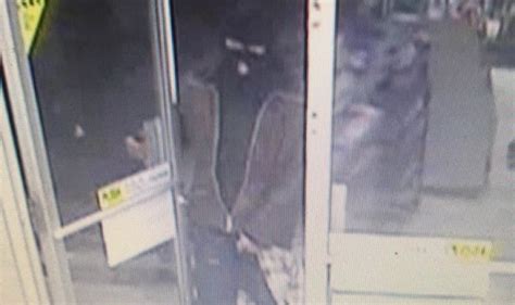 Rcmp Ask For Help After Selkirk Business Robbed At Knifepoint By Masked Man Cbc News