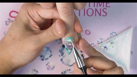 Crystal Nail Trends With Tino Vo Episode 2 Swarovski Crystal Heart