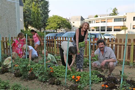 Les Amis Des Jardins Lami Des Jardins Brapp