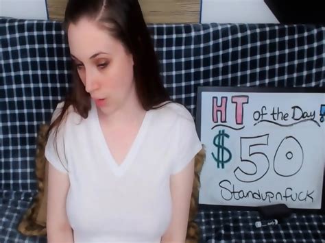 Sexually Attractive Babe And Her Dreamboat Performance Live