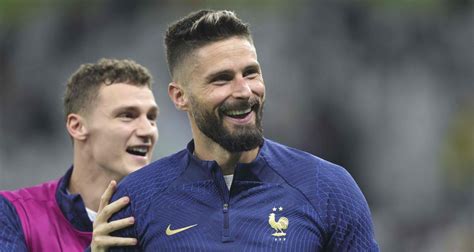 Équipe De France Giroud Et Sa Complicité Avec Mbappé Stéphan Sur Pavard Et Benzema Revivez