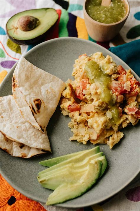 Turn Your Leftovers Into A Swoon Worthy Morning Meal With My Recipe For Migas Tacos These Tasty