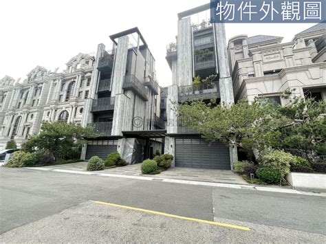 V南屯單元二全新電梯總裁別墅住商兩用毛胚 台中市西屯區龍吉街房屋 Yc1594249 永慶不動產