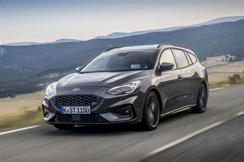 2020 Ford Focus St Wagon Costs More Than Skoda Octavia Rs Looks Sporty Autoevolution