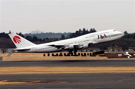 日本アジア航空 旧塗装 B747 346 Ja8189 成田空港 2006年2月19日