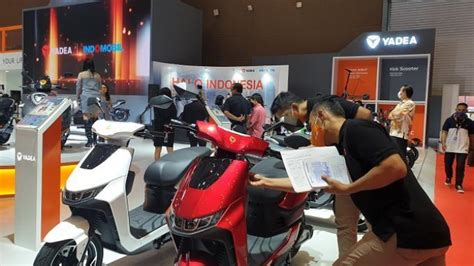 Yadea Pajang Motor Listrik Dan Empat Sepeda Listrik Di Iims