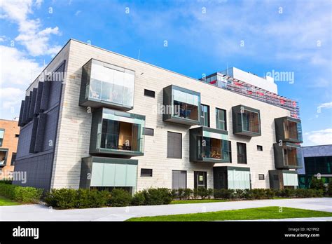 Modern residential architecture Stock Photo - Alamy