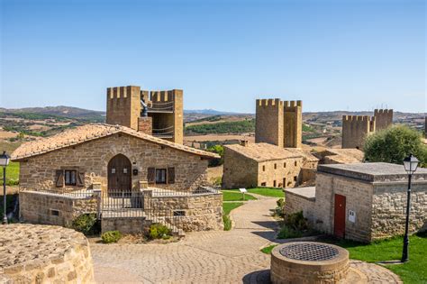 Uno De Los Pueblos M S Bonitos Y Desconocidos De Espa A Muralla