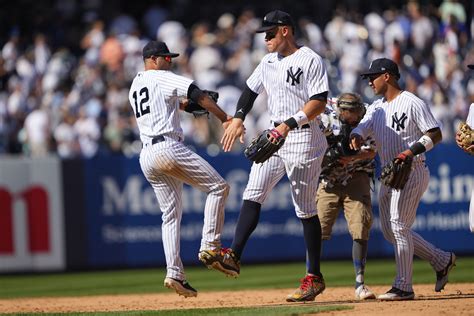 Yankees Good News And Bad News From Win Over Padres