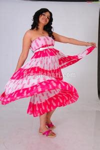 Shanti Rao Hot Photos Page