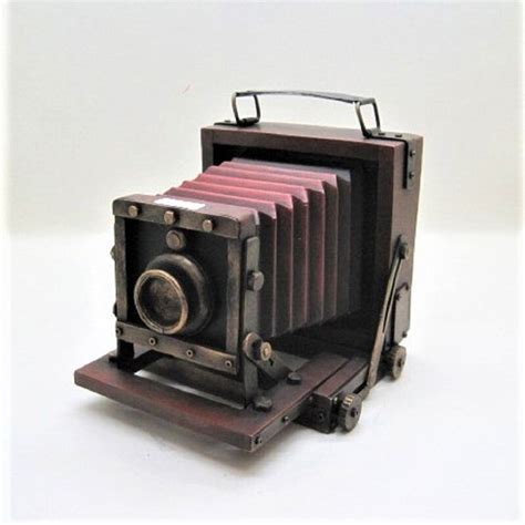 Williston Forge Knudsen Old School Accordion Camera Decoration Old