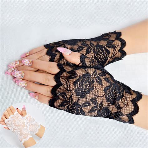 Dance Fingerless Women Lace Gloves Short Cute Half Finger Fishnet