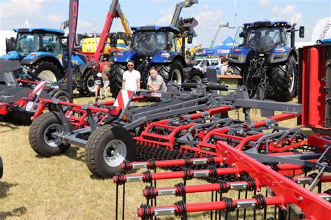 Słabe nastroje wśród producentów maszyn rolniczych