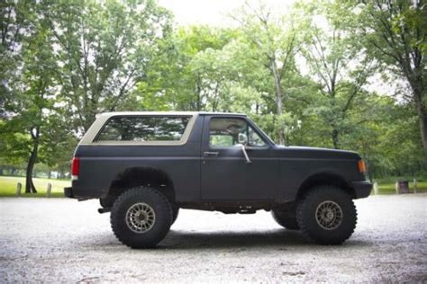 Purchase used 1988 Ford bronco Eddie Bauer edition. lifted in Chelsea, Michigan, United States