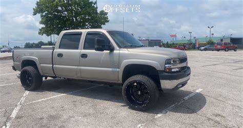 2001 Chevrolet Silverado 2500 Hd With 22x14 76 Moto Metal 962 And 33