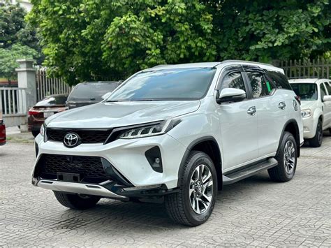 So Sánh Khấu Hao Toyota Fortuner Và Ford Everest Xe 7 Chỗ Nào Mất Giá Hơn Sau 1 Năm