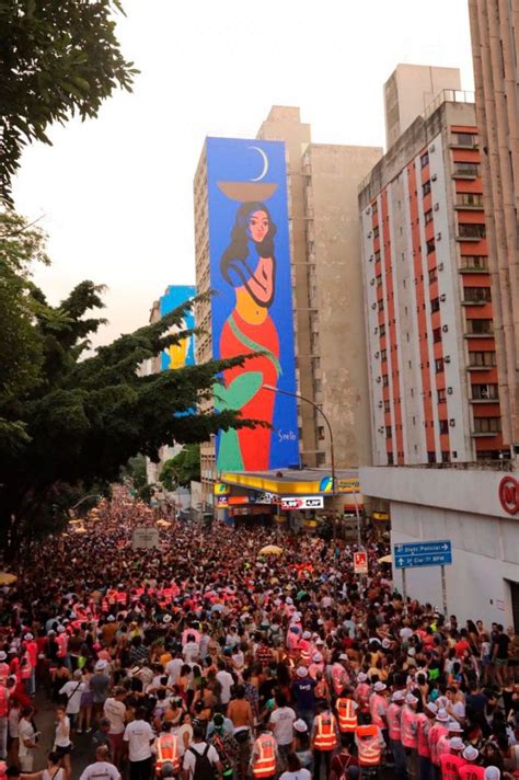 Acadêmicos do Baixo Augusta comemora 10 anos desfile histórico e