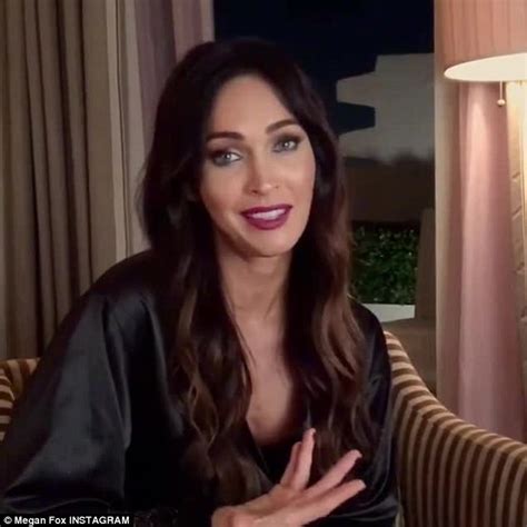 Megan Fox Shows Off Her Incredible Figure In Lacy Lingerie Daily Mail Online