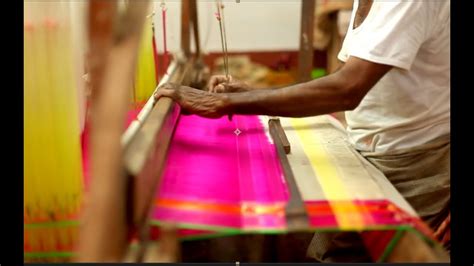 Pochampally Handlooms Unique Dyeing Style Of Ikkat Youtube