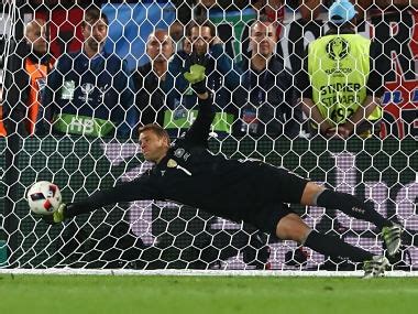 Manuel Neuer: Germany in 'safe hands' under captaincy of the sweeper-keeper – Firstpost