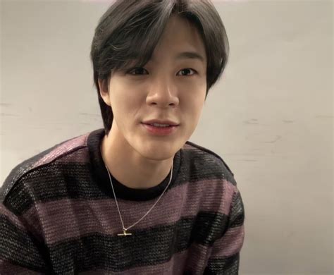 210426 Lee Jeno Vlive