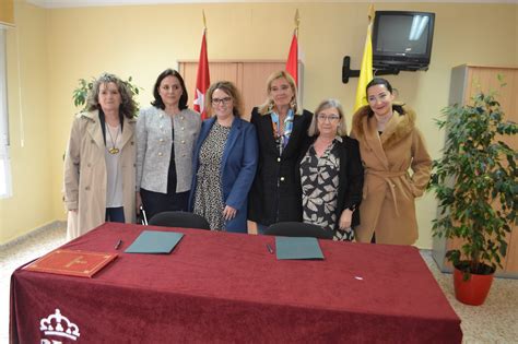 El Ayuntamiento Cede Unos Locales De La Biblioteca Sancho Panza Al